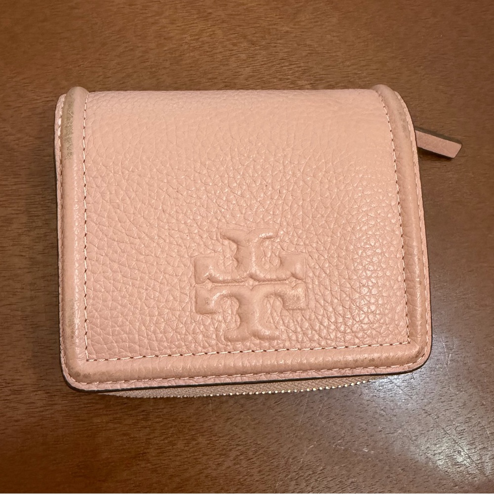 Tory Burch Leather Bifold Wallet in Pink Moon